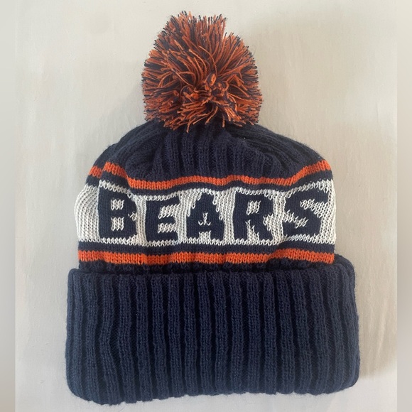 NWT Chicago Bears Pom Beanie - Picture 2 of 4